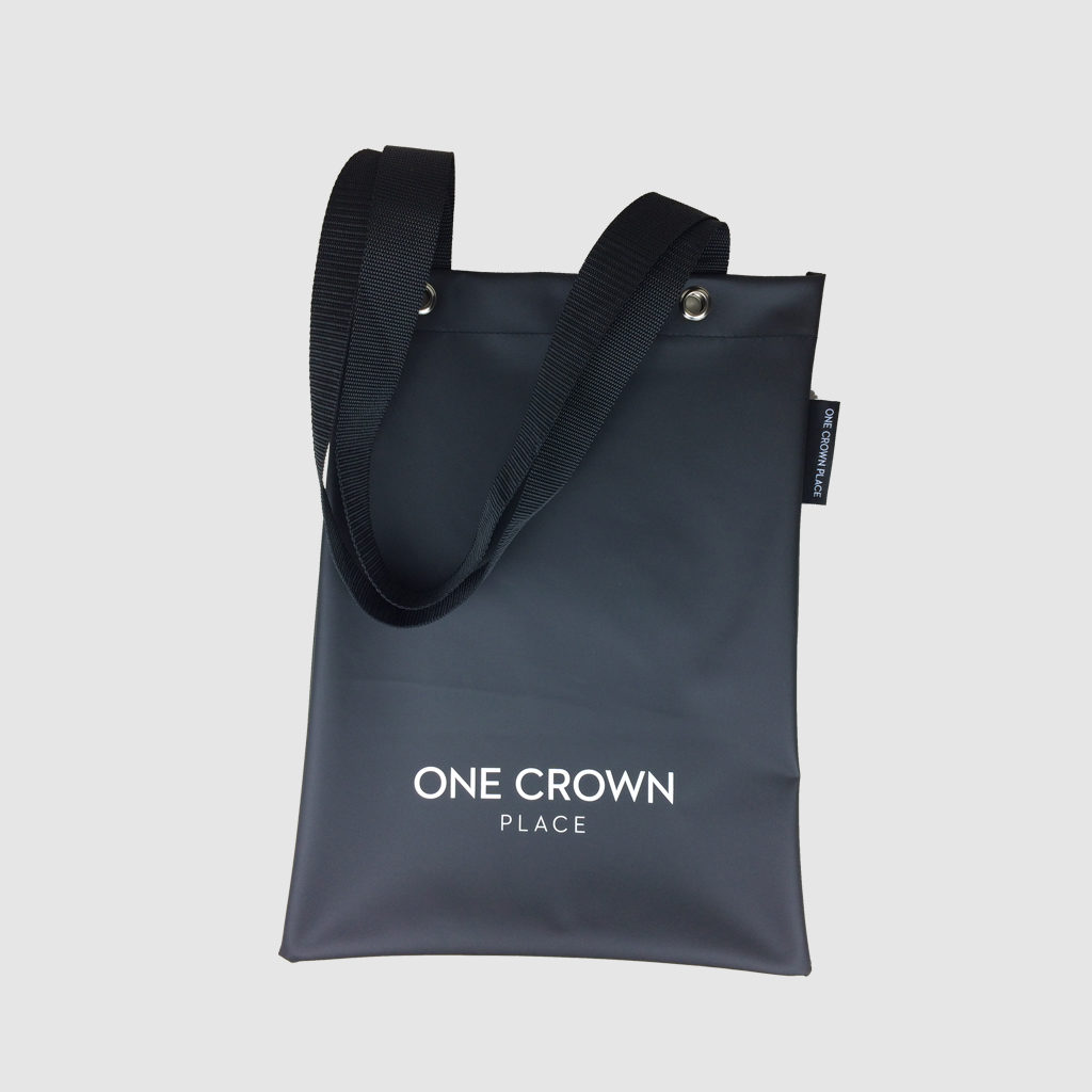 bespoke tote bag in black jelly PVC
