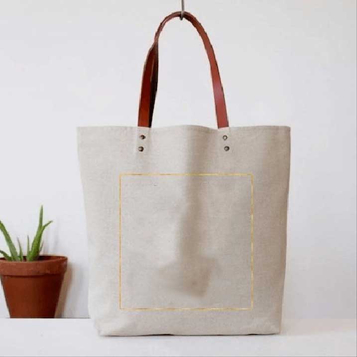 A Canvas Tote Bag to Elevate Any Outfit - The Vanilla Plum